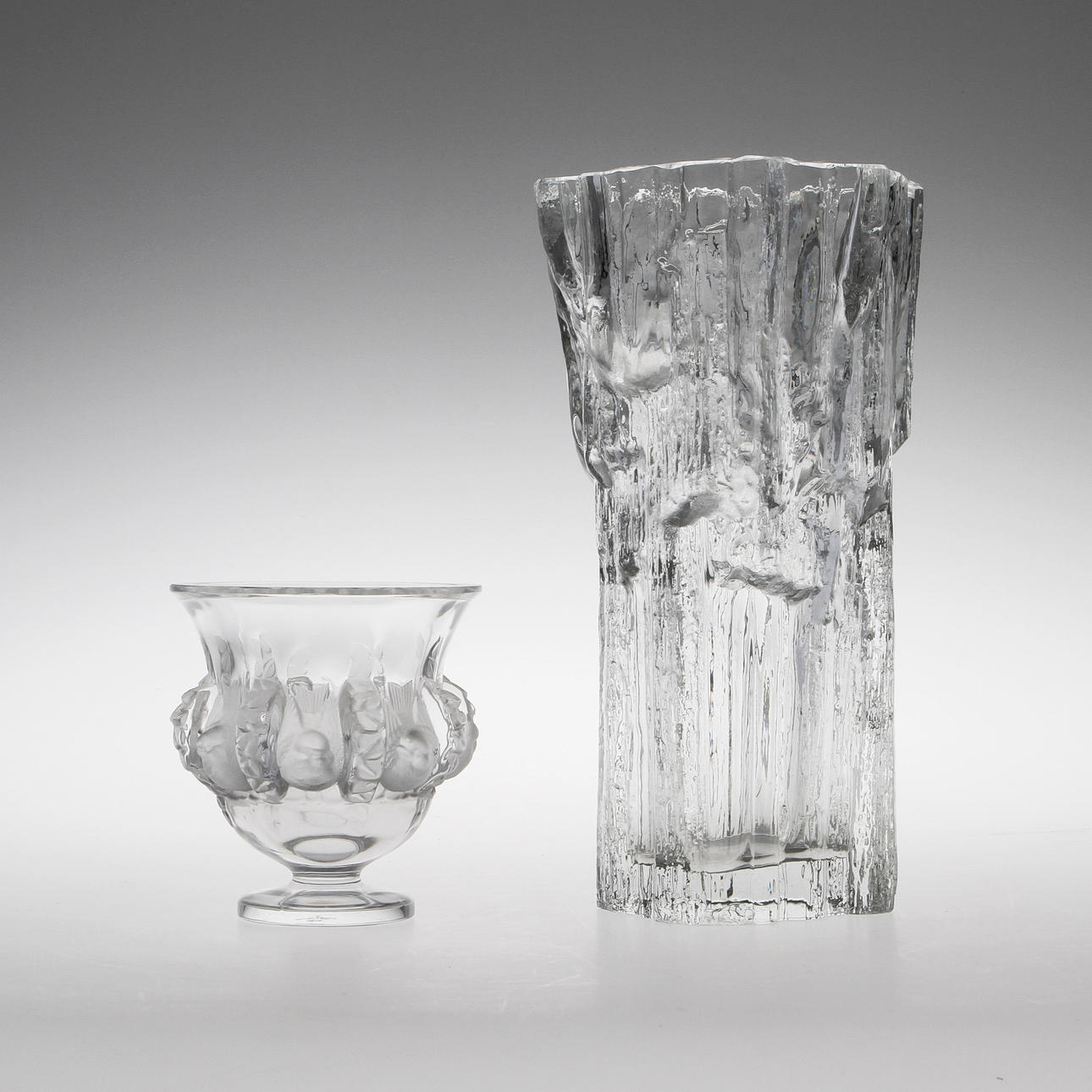 VAS samt SKÅL, glas, Lalique samt Wirkkala.