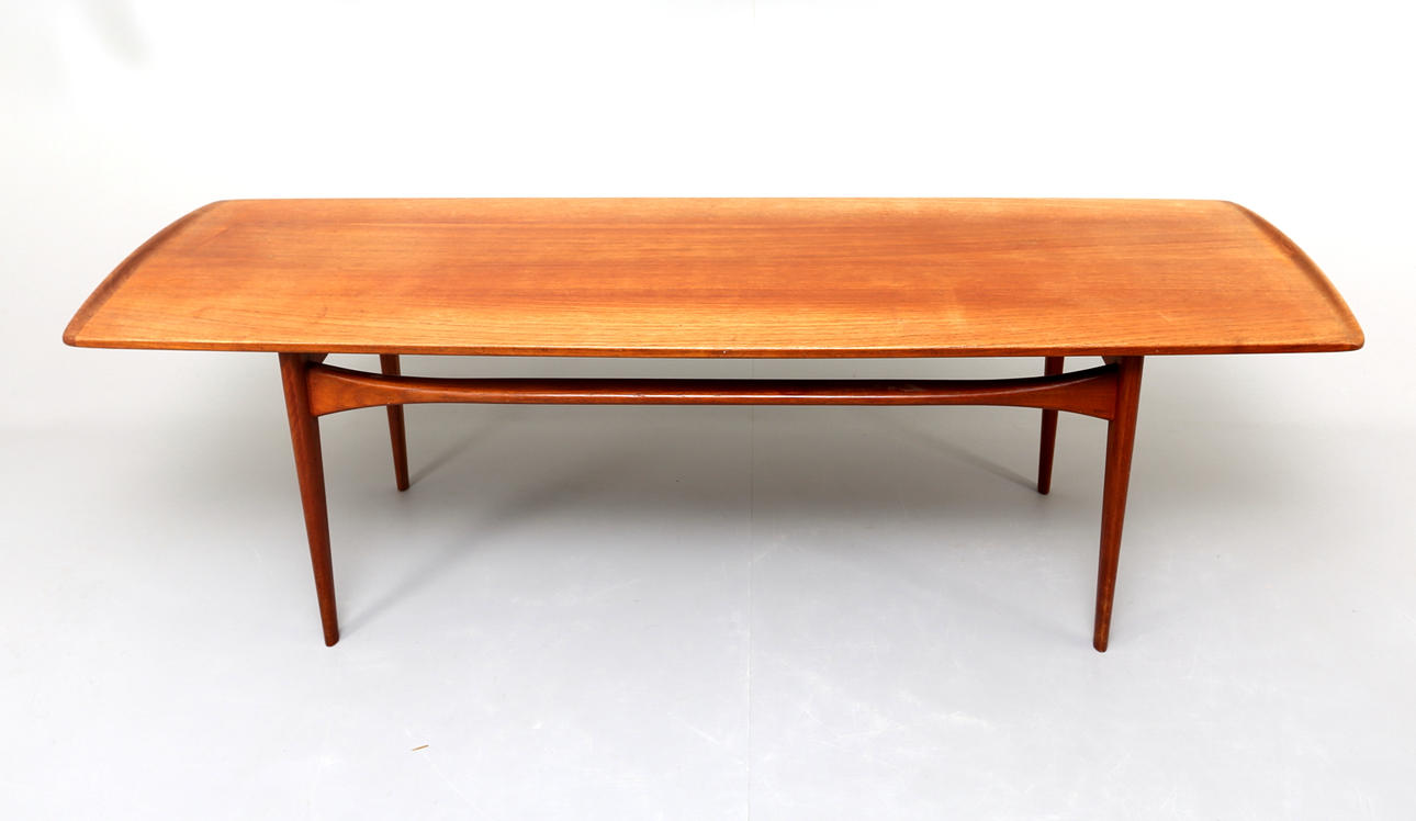 FRANCE & DAVERKOSEN. Soffbord, 1950-tal.