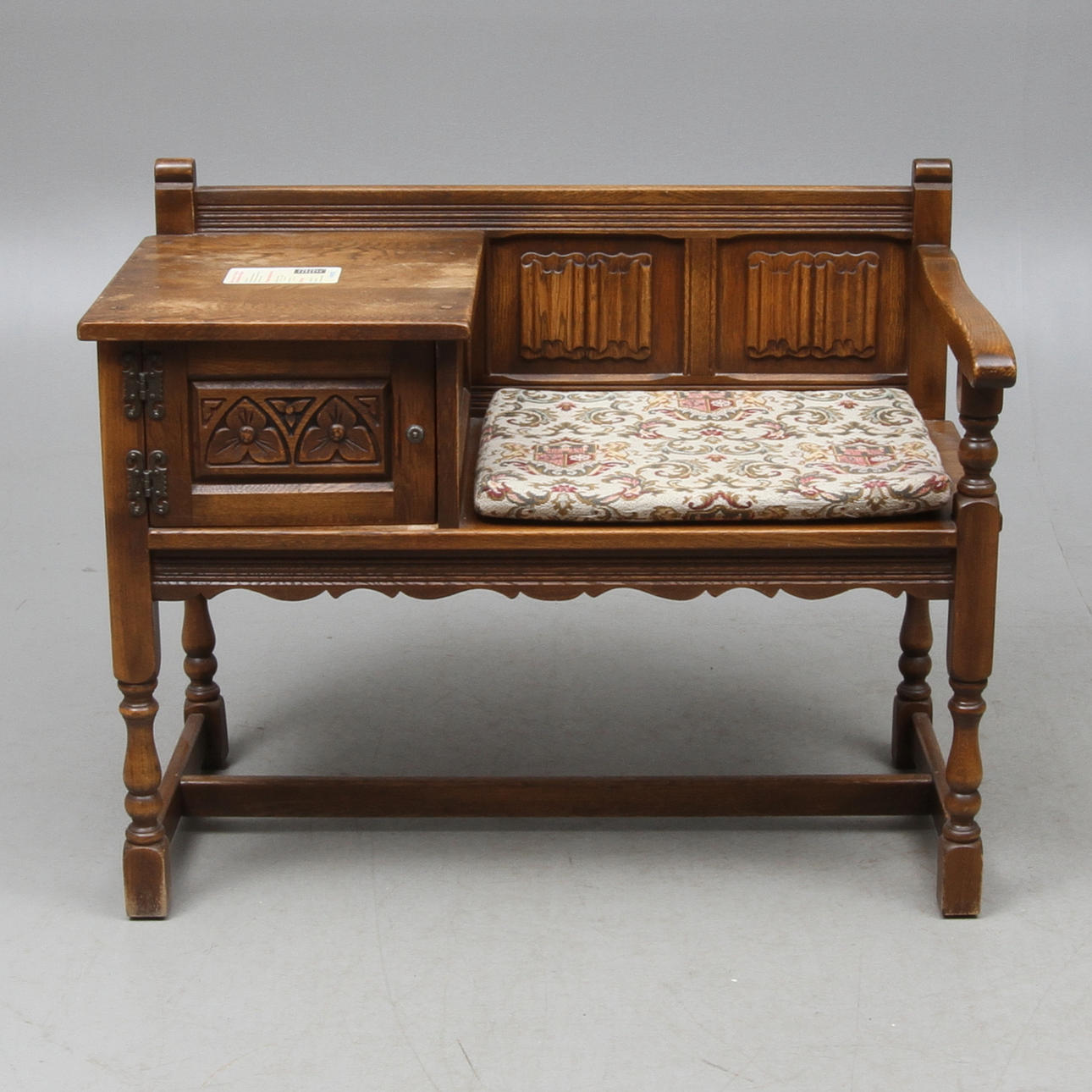 TELEFONBÄNK, Old Charm Furniture, 1900-talets andra hälft.