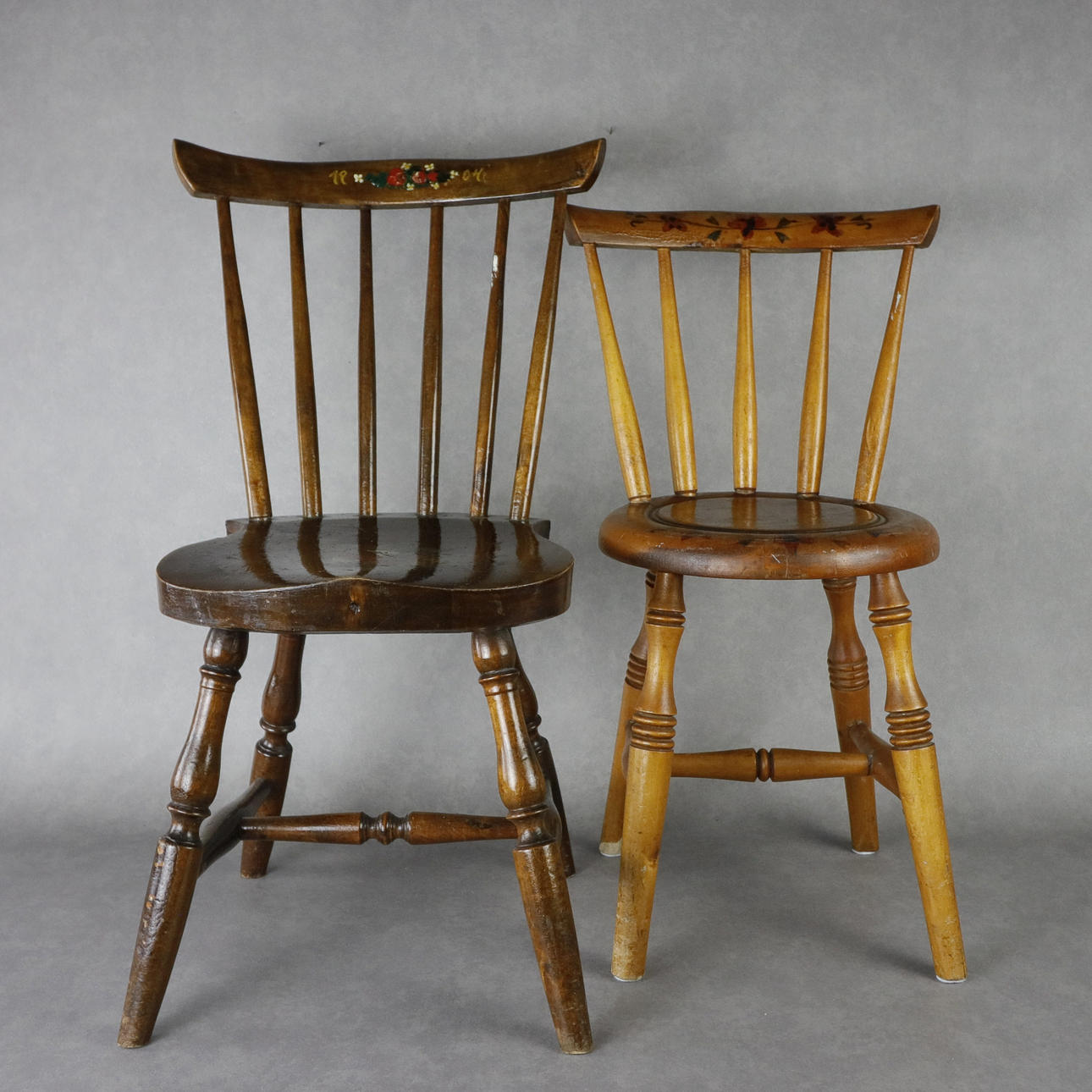 SILLAS, 2 piezas, modelo infantil, 1900.