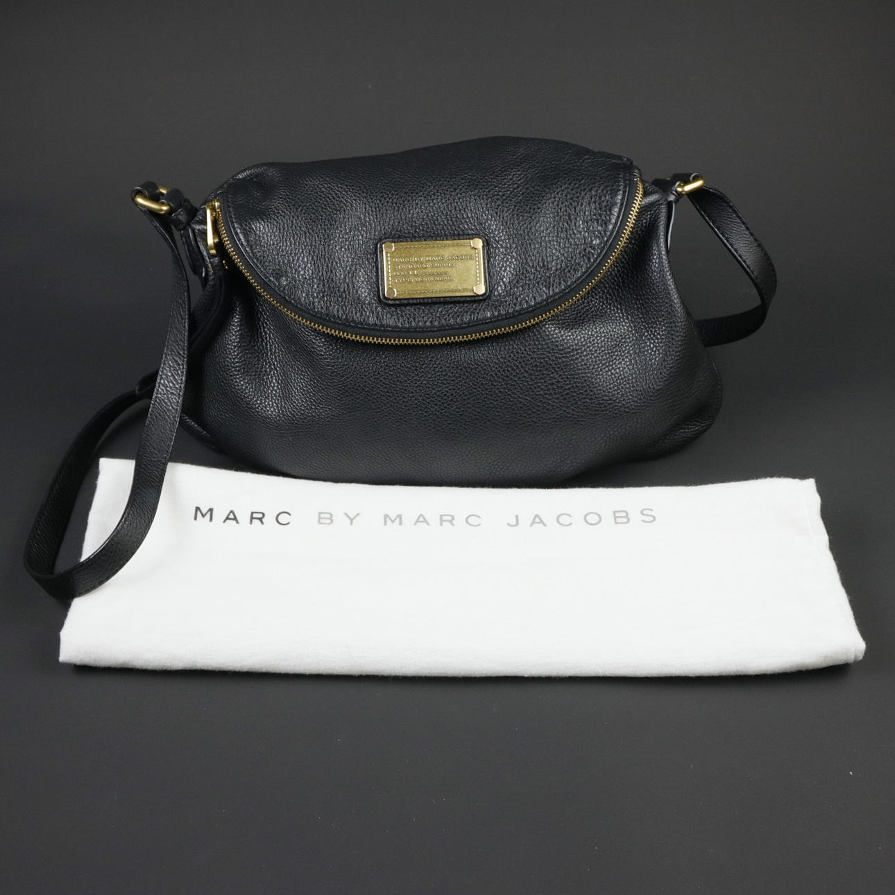 TASKE, læder, "Classic Q Natasha", Marc Jacobs, moderne.