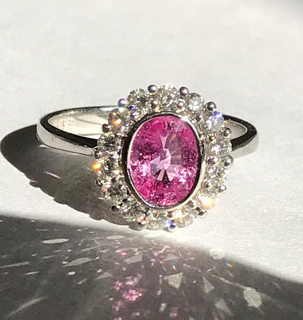 ROSA SAFIR & DIAMANTRING.