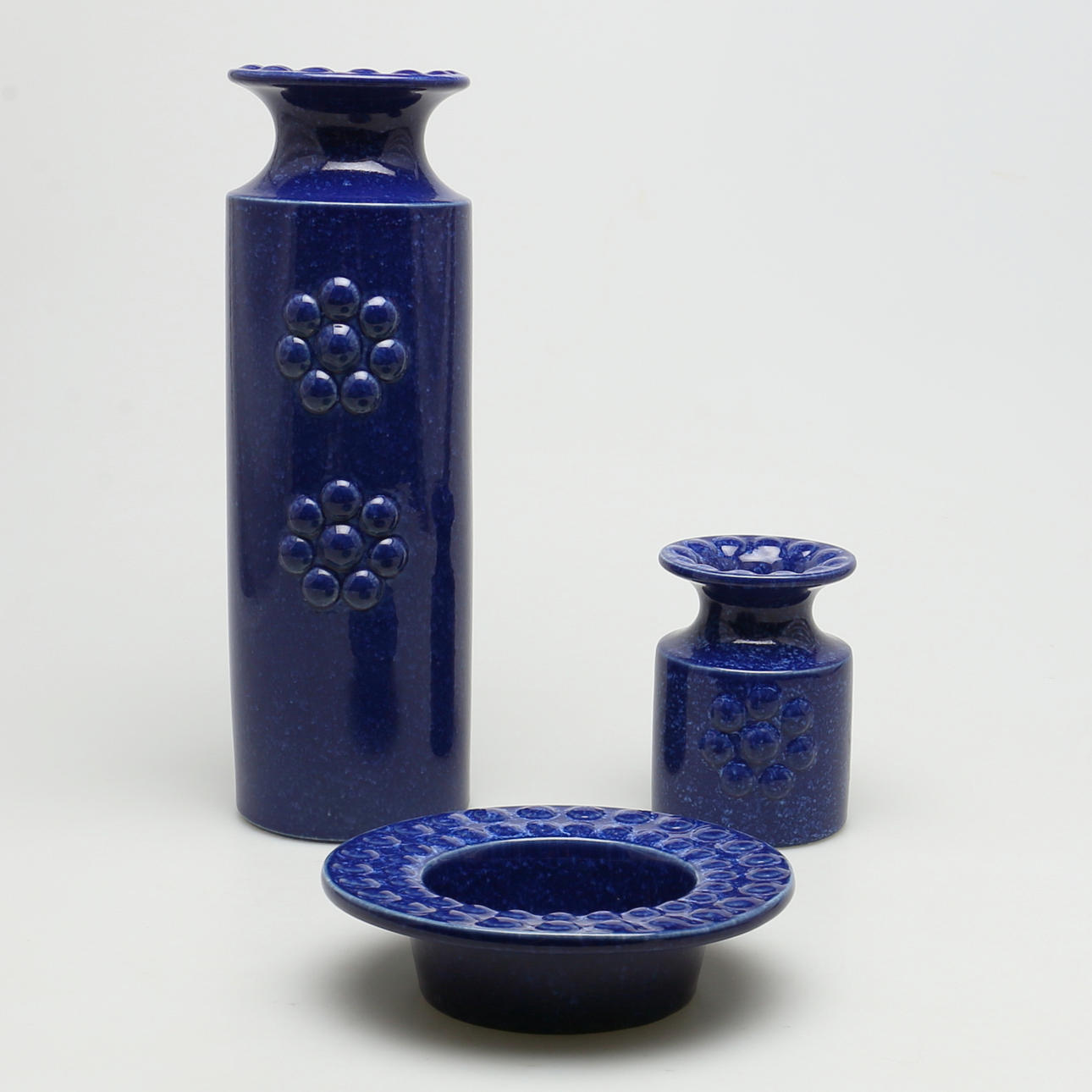 PARTI KERAMIK. 3 st. Gustavsberg. Design Britt-Louise Sundell. 1960/70-tal.