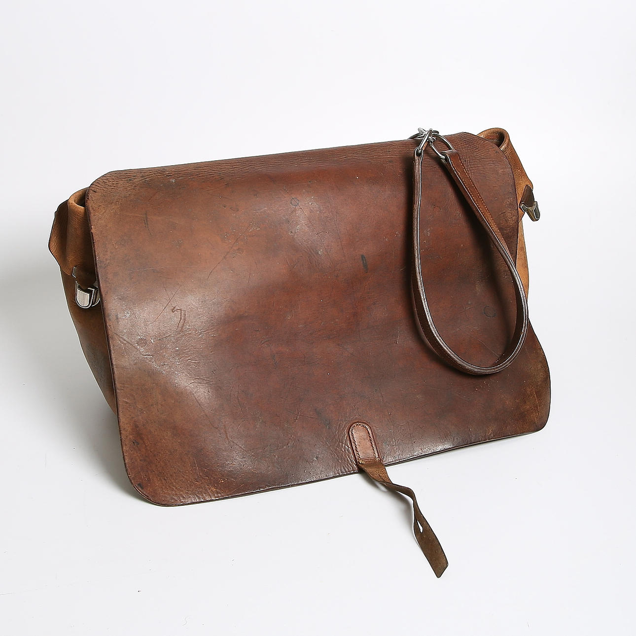 POSTVÄSKA, läder, 1940/50.