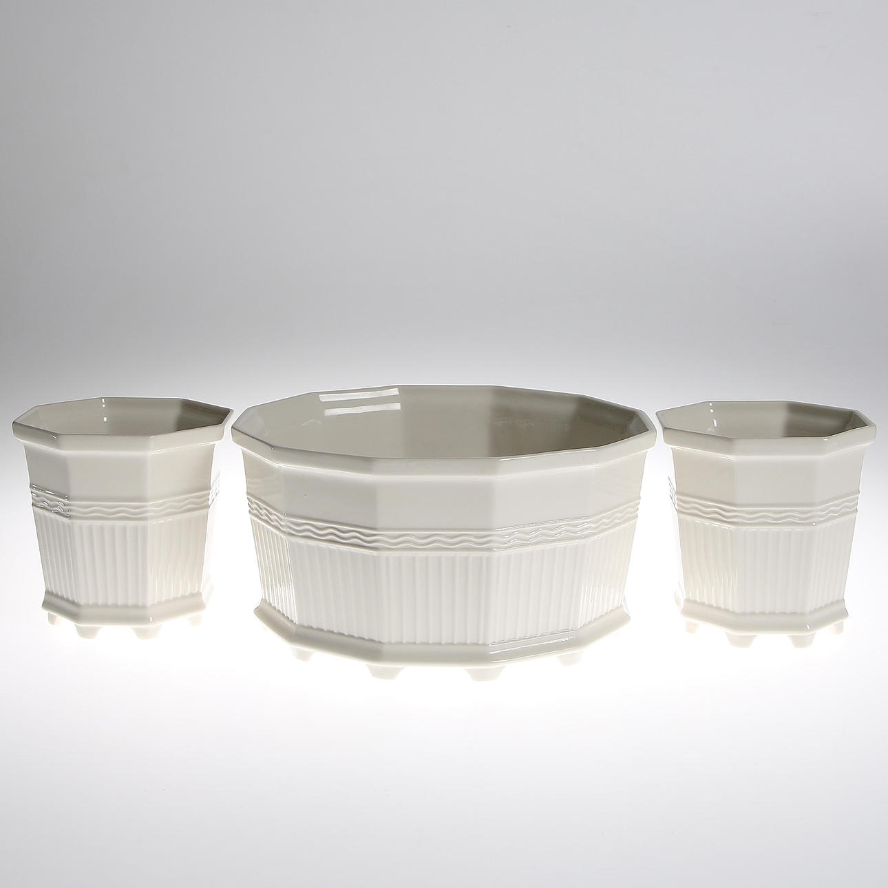 YTTERFODER, 3 delar, porslin, Prins Eugen, Waldemarsudde, Gustafsberg.