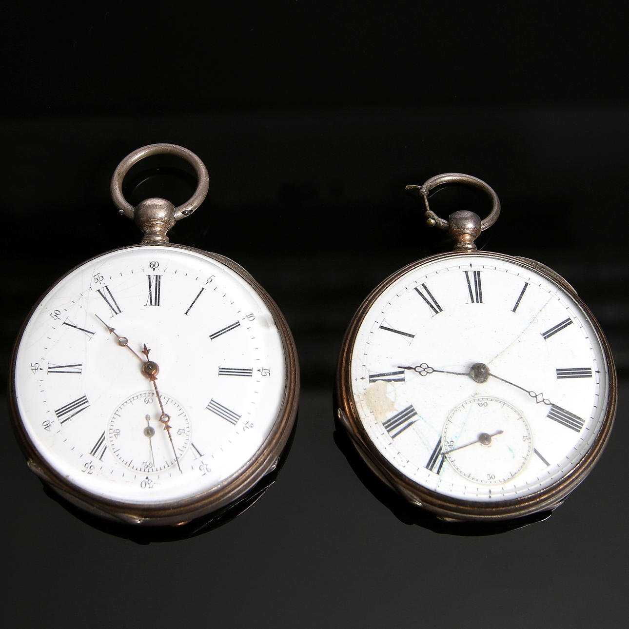 NYCKELDRAGARE, 2 st, silver, Cylindre och Spiral Breguet. 1800-talets slut.