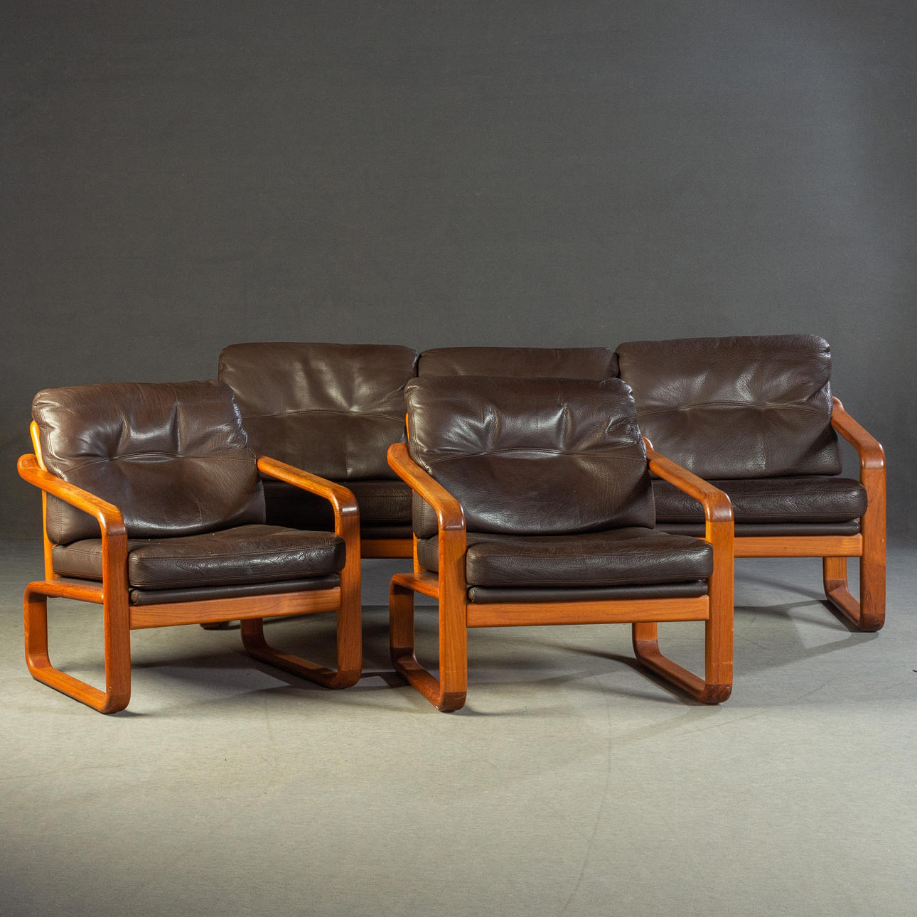 Sohva + 2 nojatuolia, HS Design, Tanska.