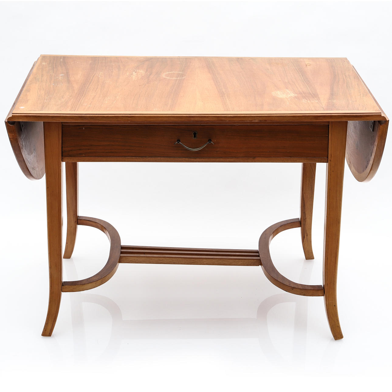 KLAFFBORD, valnöt, mässingsbeslag.