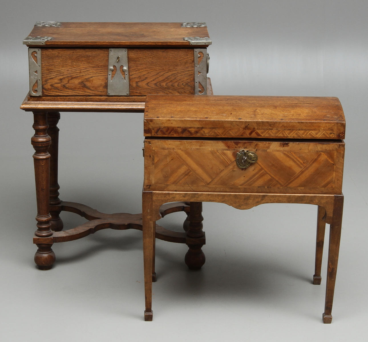 KISTOR, på benställning, 18 & 1900-tal.