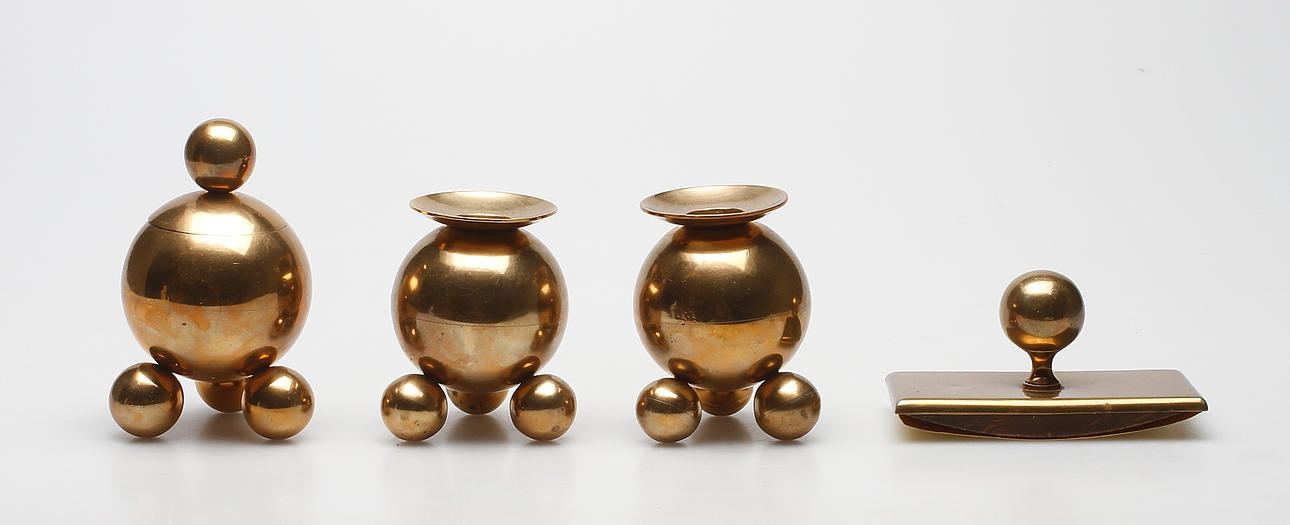 SKRIVBORDSUPPSATS, 4 delar, mässing, Gusum.