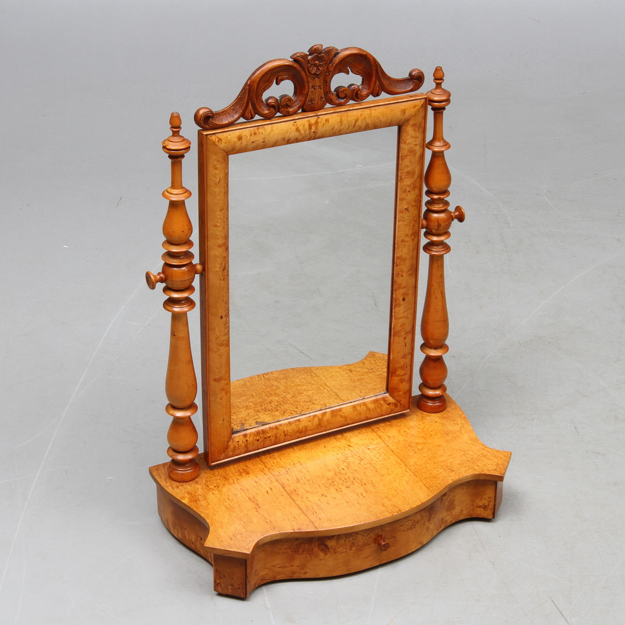 PIGTITTARE, 1800-tal.