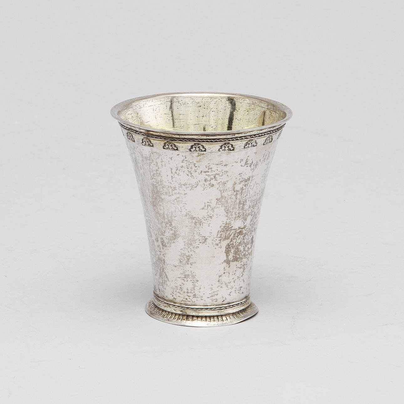 BÄGARE, silver, Johan Pettersson Berg, (1727-1762) Norrköping. Vikt 43 gram.