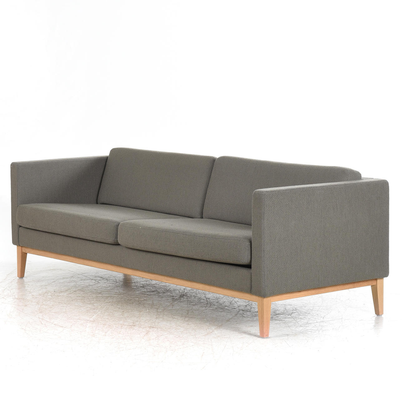 LEILA ATLASSI, soffa "Madison", Swedese.