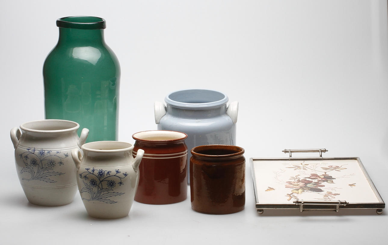 GLAS och KERAMIK, 7 delar, bland annat Gustafsberg och Rörstrand.