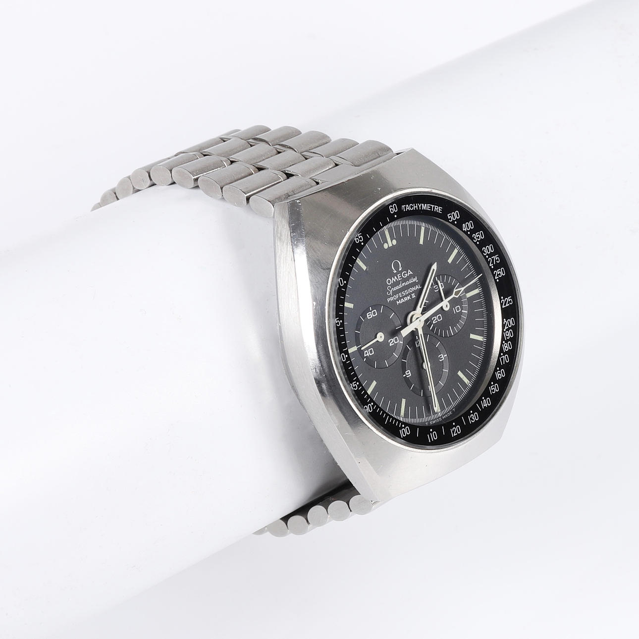 MIESTEN KELLO, Omega Speedmaster, Mark ll, noin 1970.
