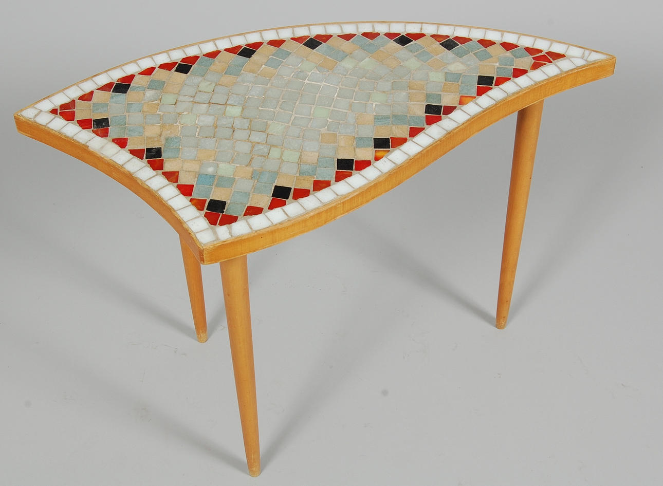 MOSAIKBORD, 1950-tal.