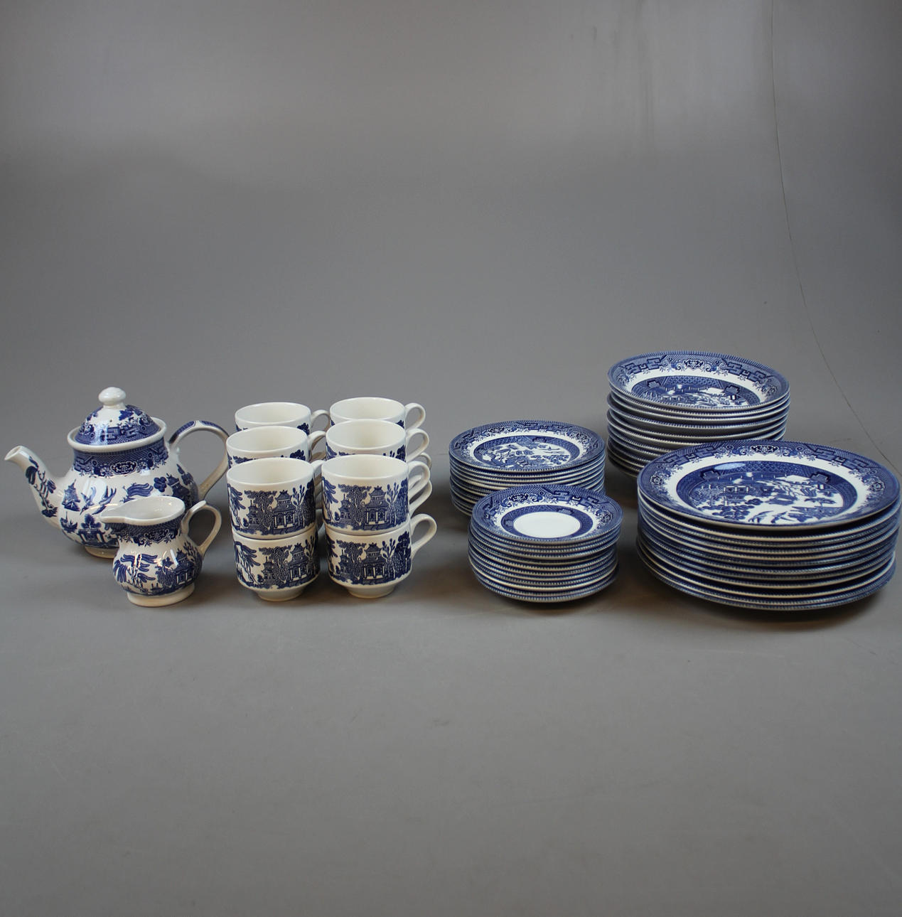 SERVIS 50 piezas, Churchill Inglaterra.