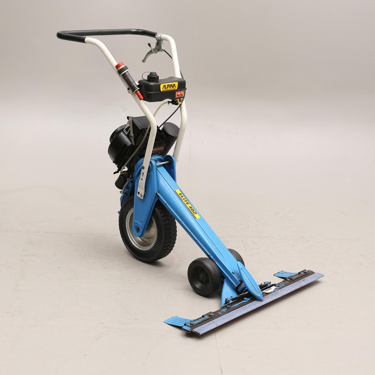 TEURAPALKI, Elite 402 Alpina.