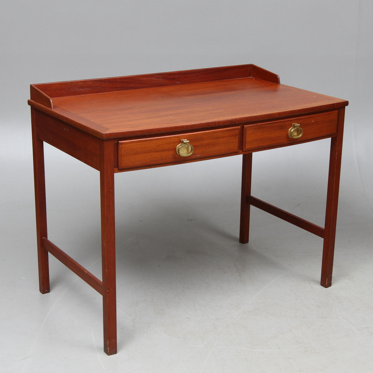 SKRIVBORD, ur "Triva"-serien, Kerstin Hörlin-Holqvist, Nordiska Kompaniet.