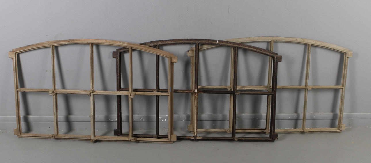 GJUTJÄRNSFÖNSTER, 3 st, 1900-tal.