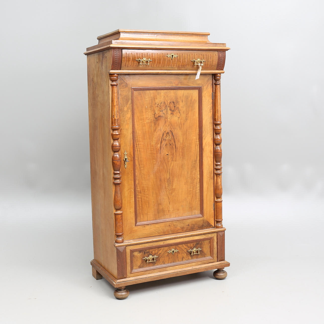 KLÄDSKÅP/DRÄNGASKÅP, sent 1800-tal.