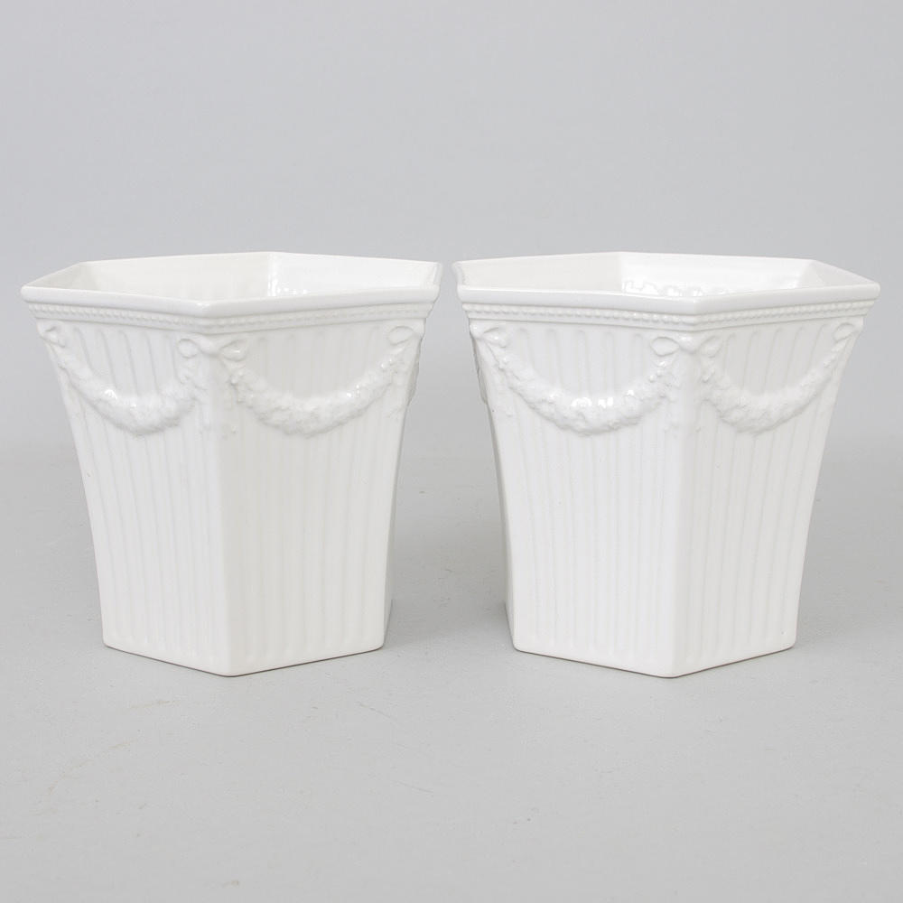 YTTERFODER, 1 par, "Empire", Gustavsberg.