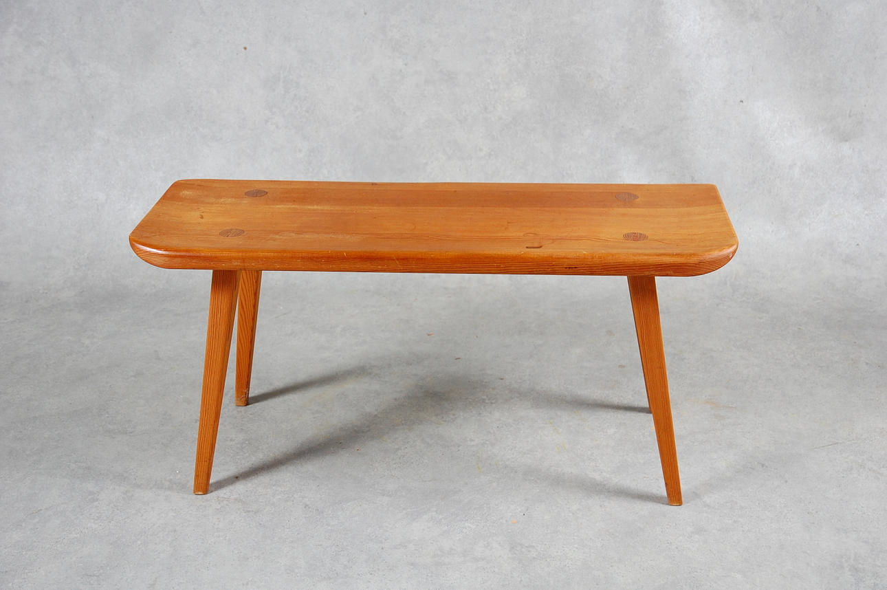 CARL MALMSTEN. bänk, " Visingsö " Karl Andersson & Söner, 1900-talets andra hälft.