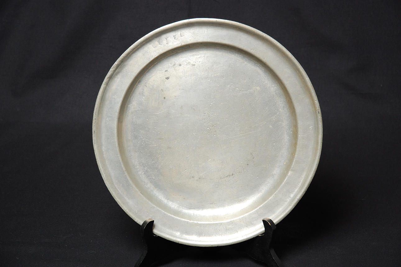 TENNFAT, stämplad Petter Winge, Linköping 1761-1780.