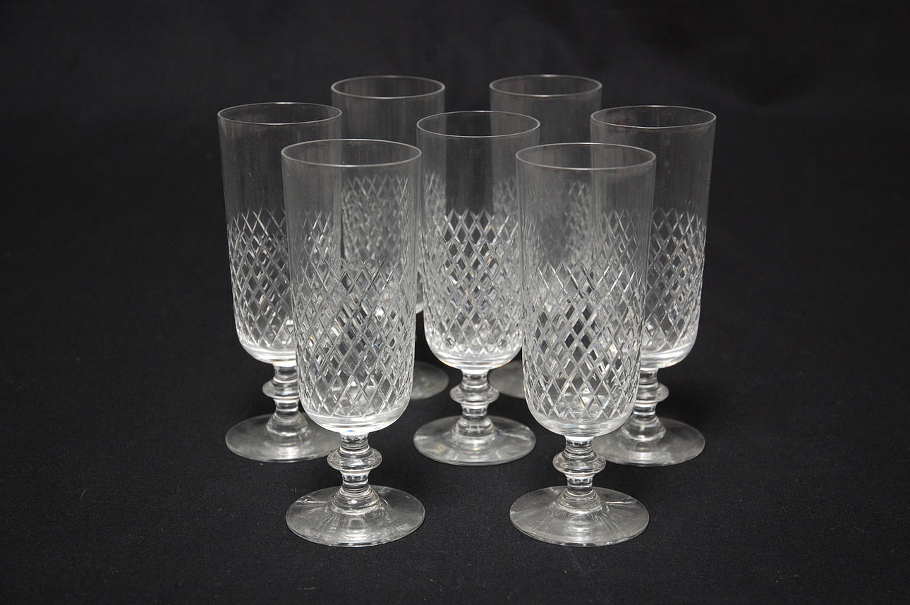 CHAMPAGNEGLAS, 7 st, " Diamant " Vicke Lindstrand Kosta.