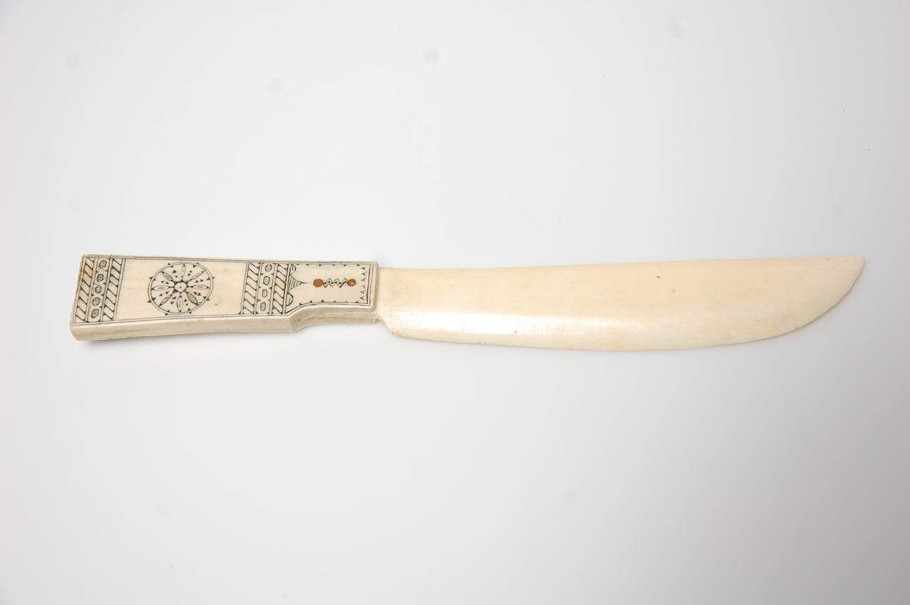 KNIV, ben, samearbete.