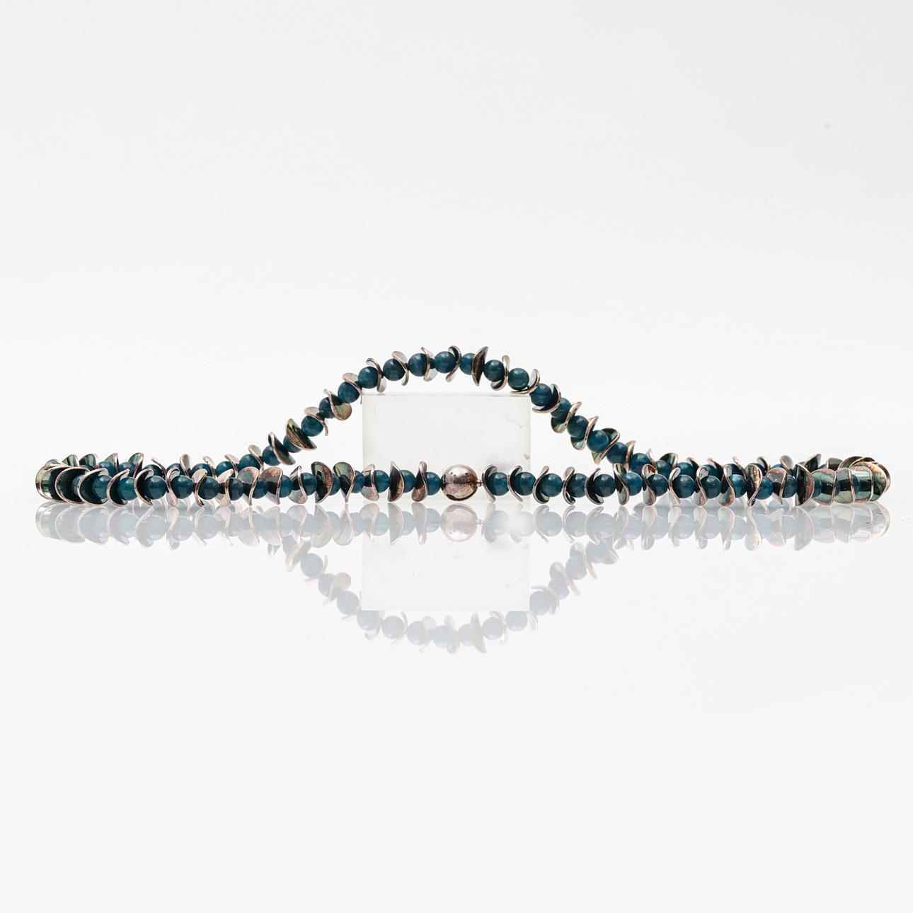 NIKLAS EJVE COLLIER 2012.