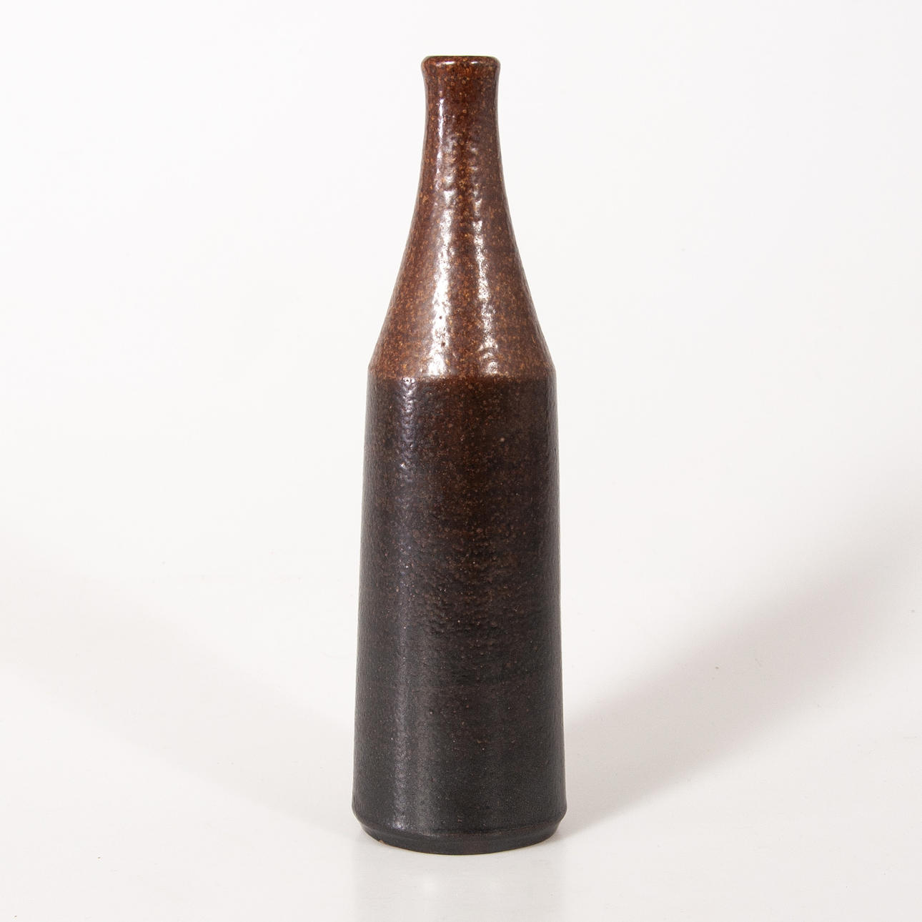 ARTHUR W. ANDERSSON. For Wallåkra. Vase, glazed earthenware, 1960s.