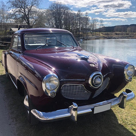 STUDEBAKER CHAMPION 1951.