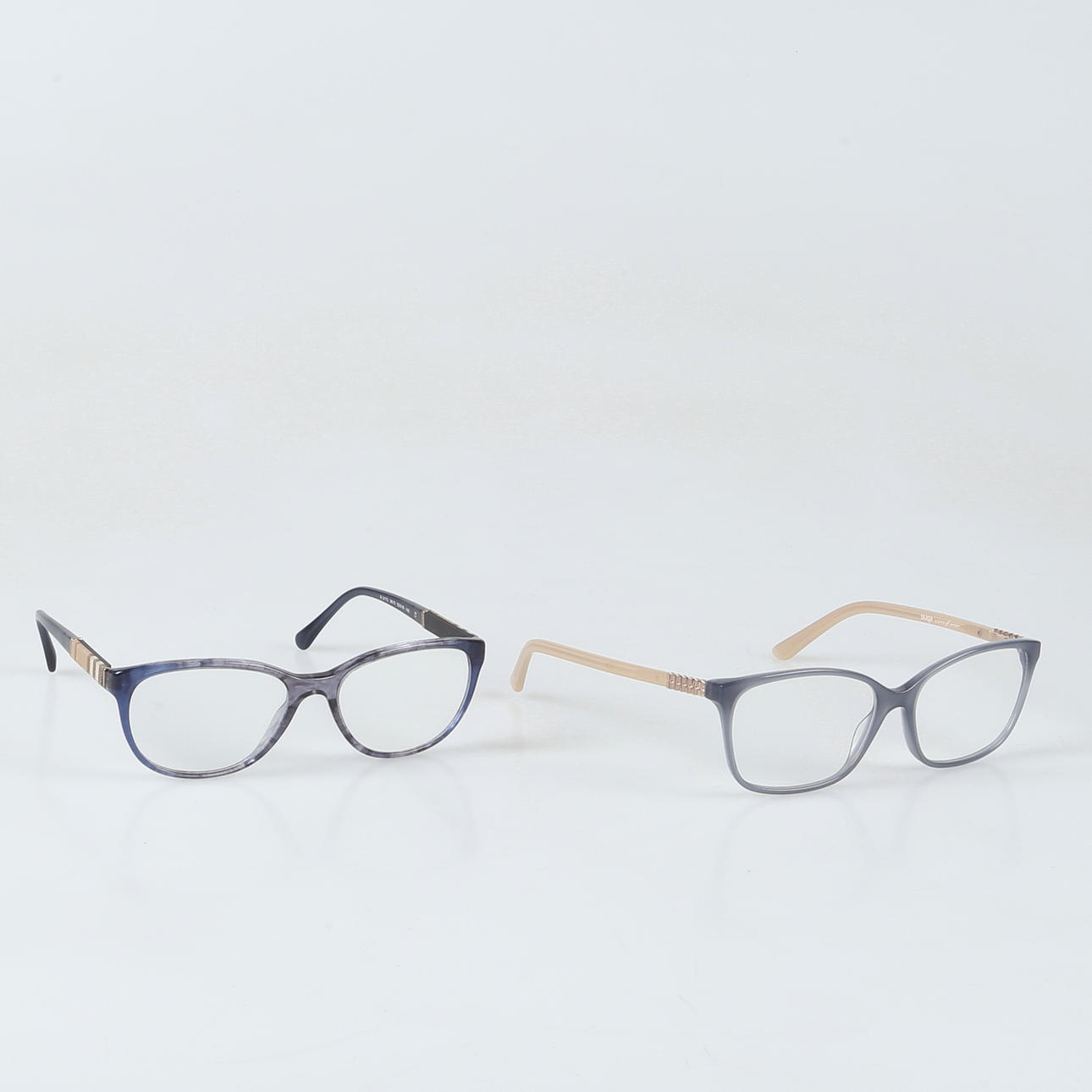 GLASÖGON, 2 par, Burberry & Skaga.