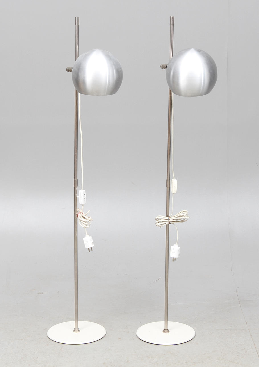 GOLVLAMPOR, ett par, Klot 1, Hemi, 1900-talets andra hälft.