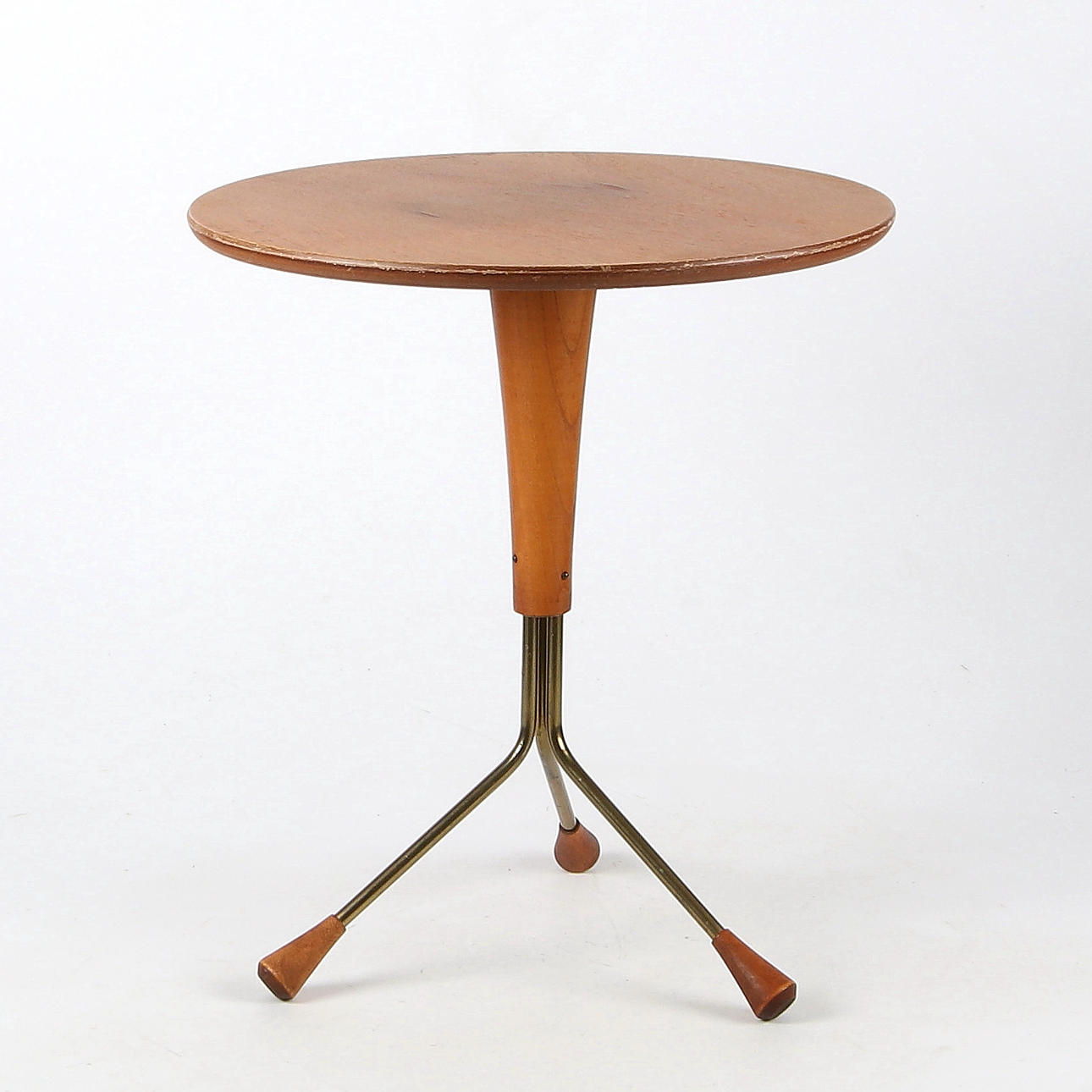 SIDOBORD, teak, mässing, 1950-tal.
