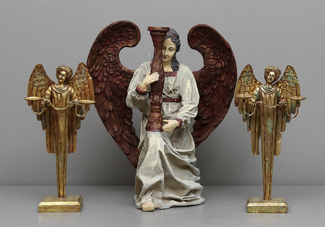 LJUSSTAKAR ett par samt ÄNGEL,1900/2000-tal.