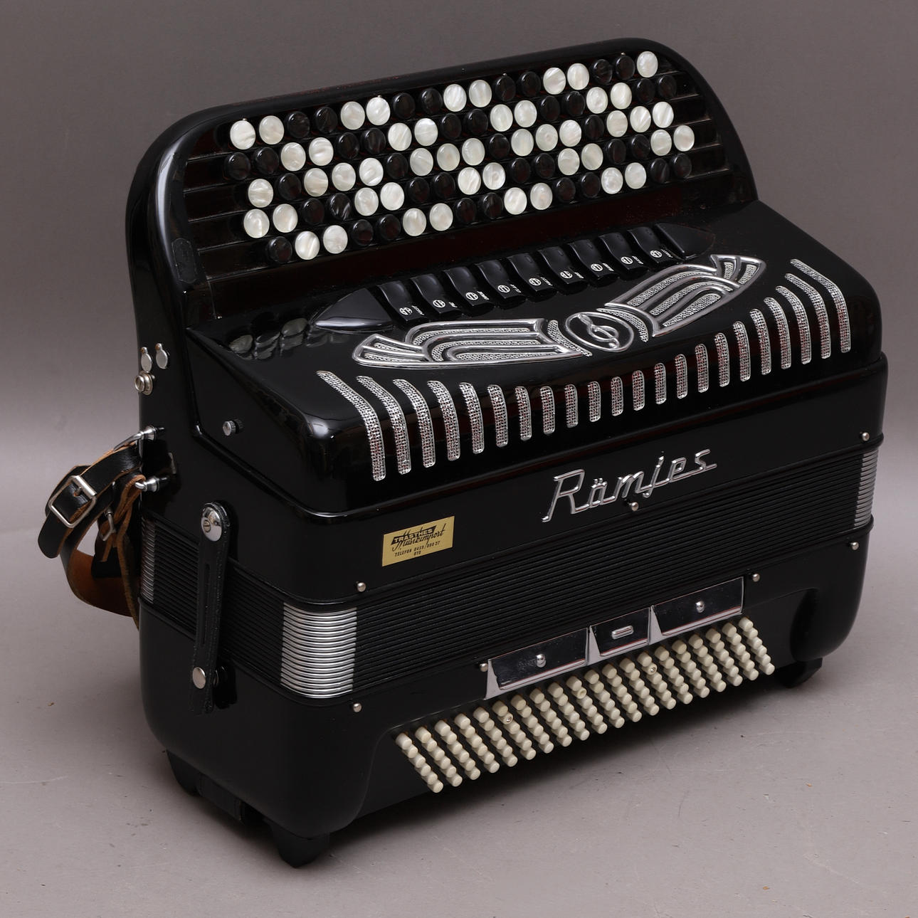 BUTTON DRAW GAME mit Tasche, Remjes, Italien.