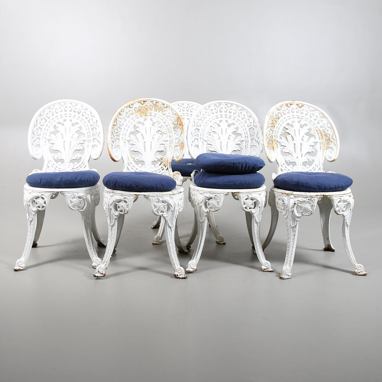 TRÄDGÅRDSMÖBLER, 6 delar, gjutjärn. 1900-talets mitt.