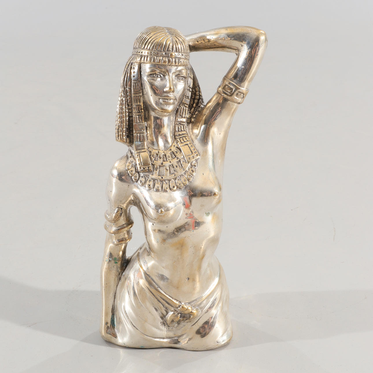 ESCULTURA, Cleopatra, bronce plateado.