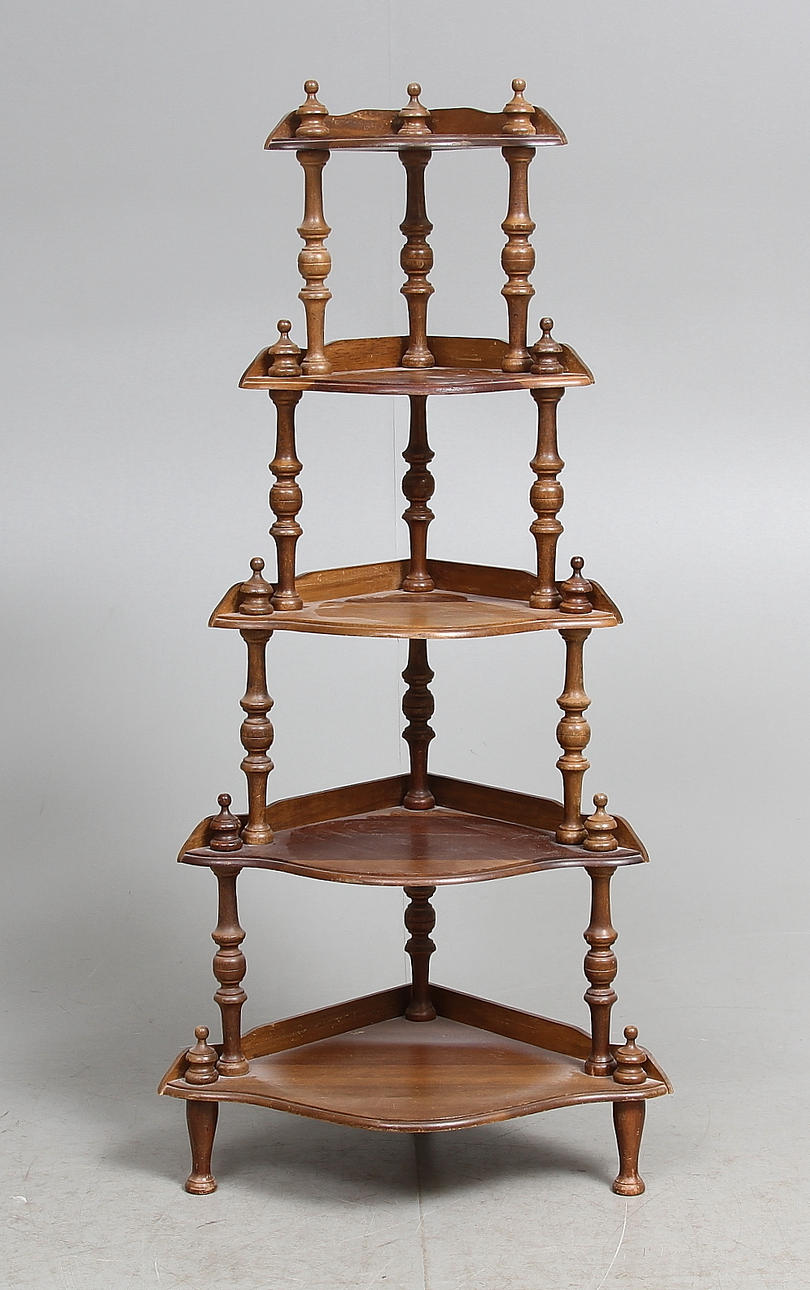 ATENIENN, nyrenässans-typ, 1900-tal.