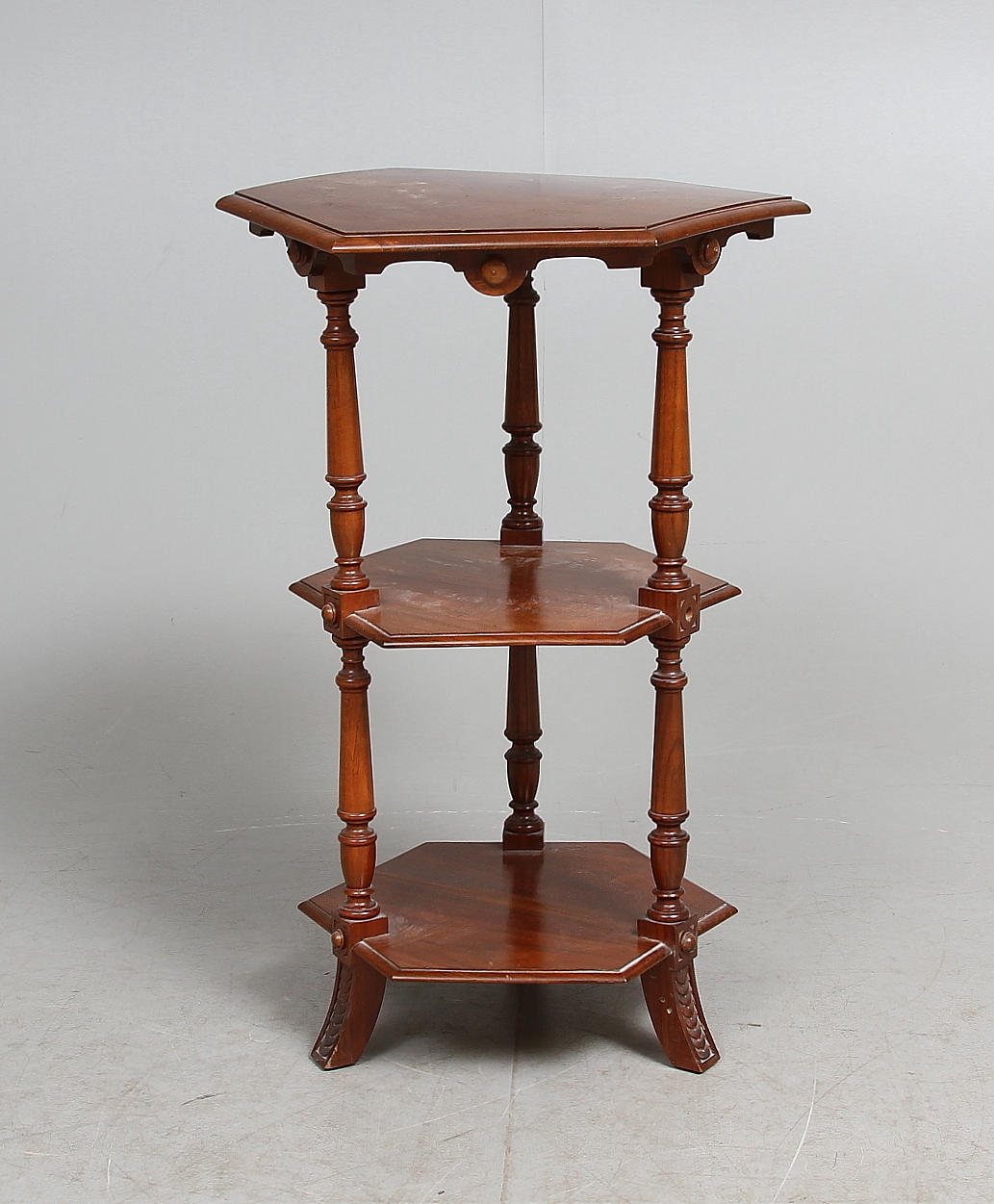 VÅNINGSBORD, nyrenässans, sent 1800-tal.