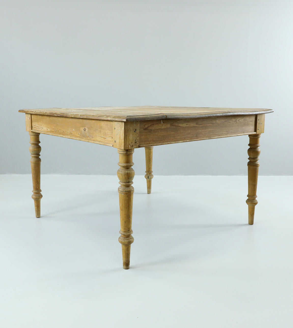 MESA, tallada, estilo Neorrenacentista, 18-1900s.