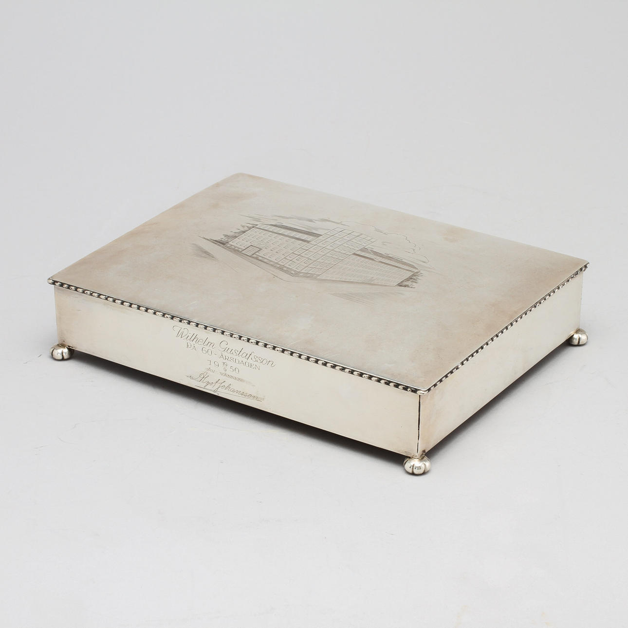 ETUI MED SPELMARKER, silver. Stämplad MG AB Uppsala.