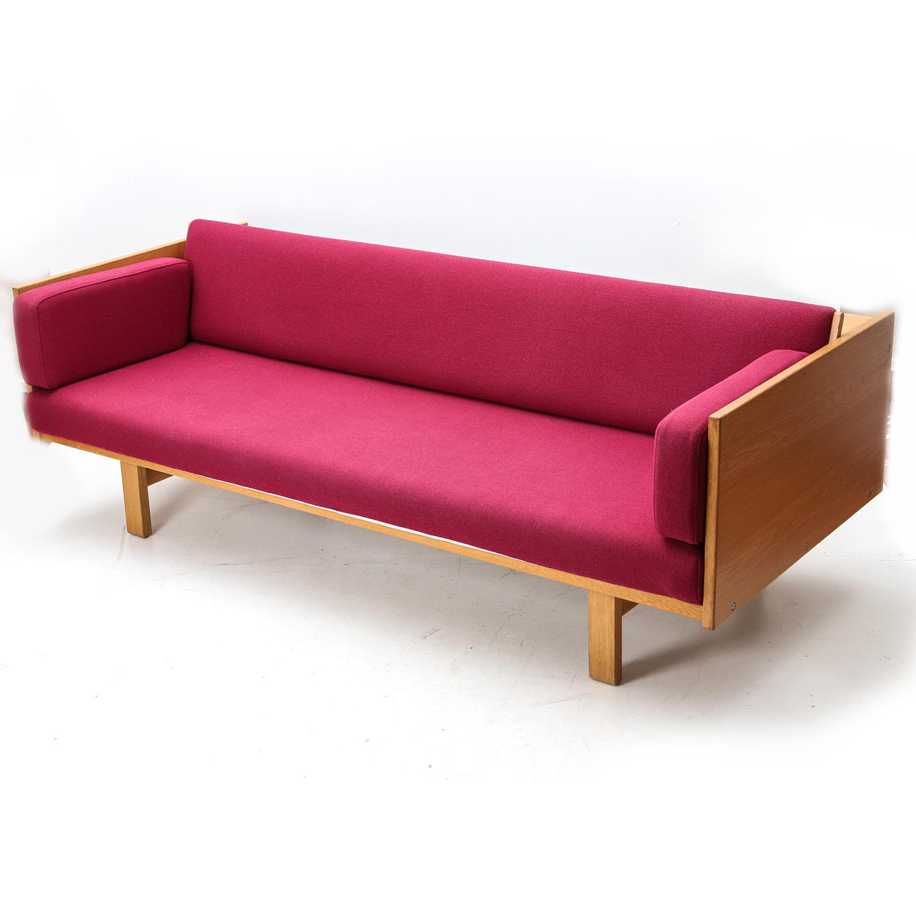 HANS J WEGNER. SOFA "GE 259", Getama, Danmark.