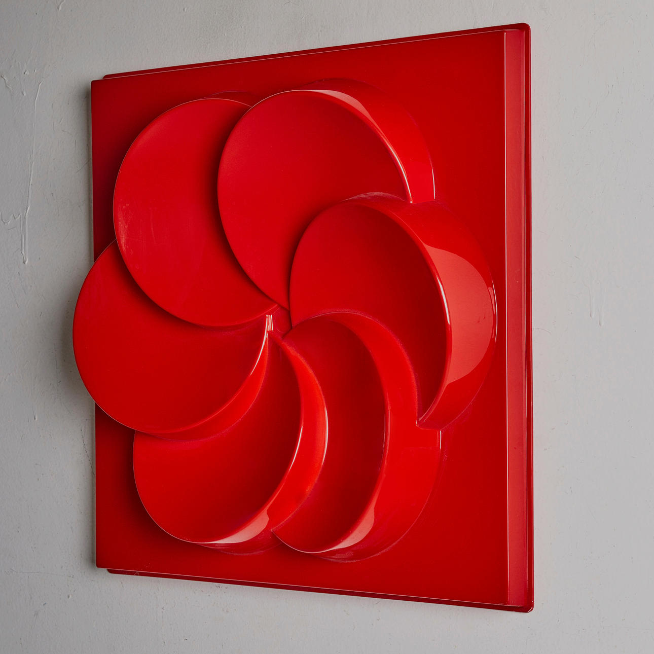 VÄGGPANEL, "Rabatt", IKEA, röd plast.