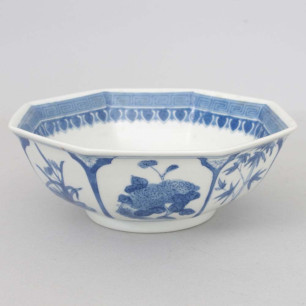 SKÅL, blå/vitt porslin, Kina, 1900-tal.