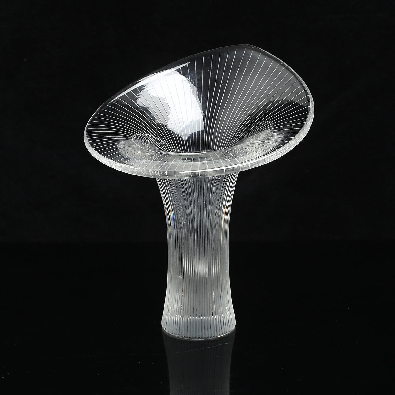 TAPIO WIRKKALA. Vase, "KANTARELLI", IITTALA, signeret.