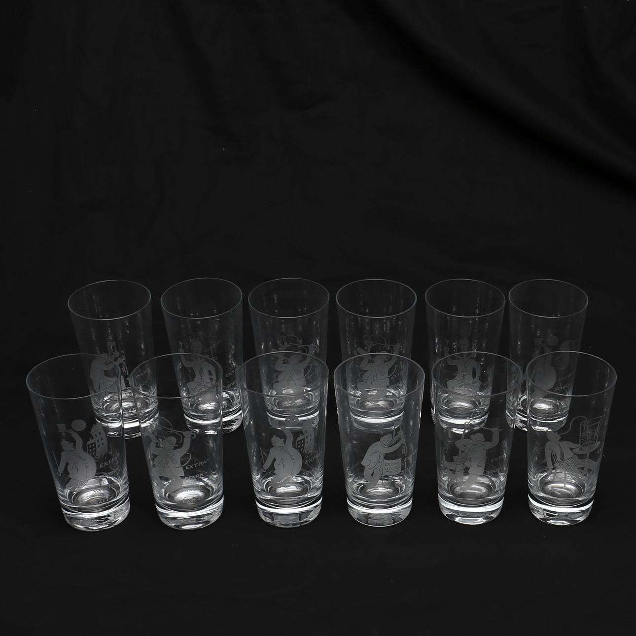 GROGGGLAS i kristall med etsat motiv. 12 st. 1950-tal.