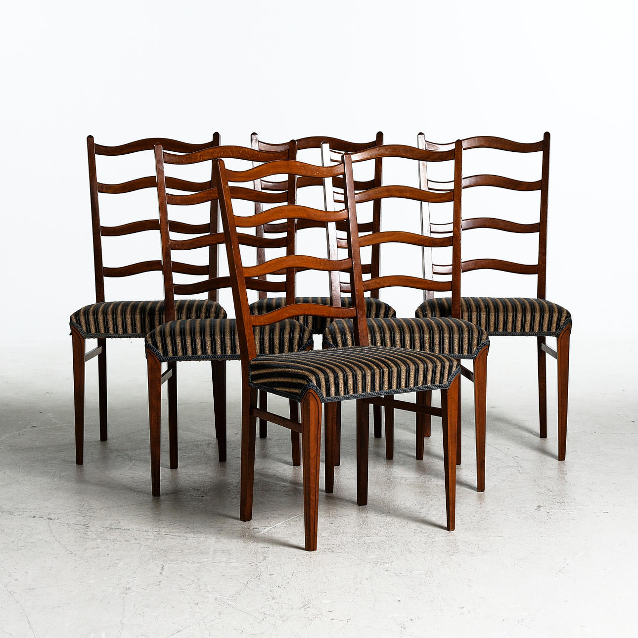 CHAIRS, Alex Hammarin Flen, 6 pcs, frame in stained beech, textile upholstery, circa 1940s/1950s.